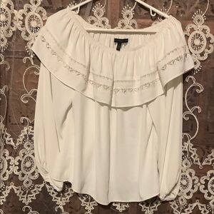 White House Black Market Cream Ruffled 3/4‎ Sleeve Blouse